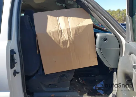 2003 GMC Sierra 2500Hd из США, поврежденный, VIN 1GTHC29UX3E224069